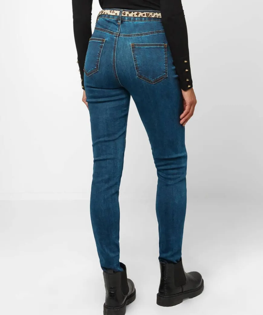 Must Have Skinny Fit Jeans