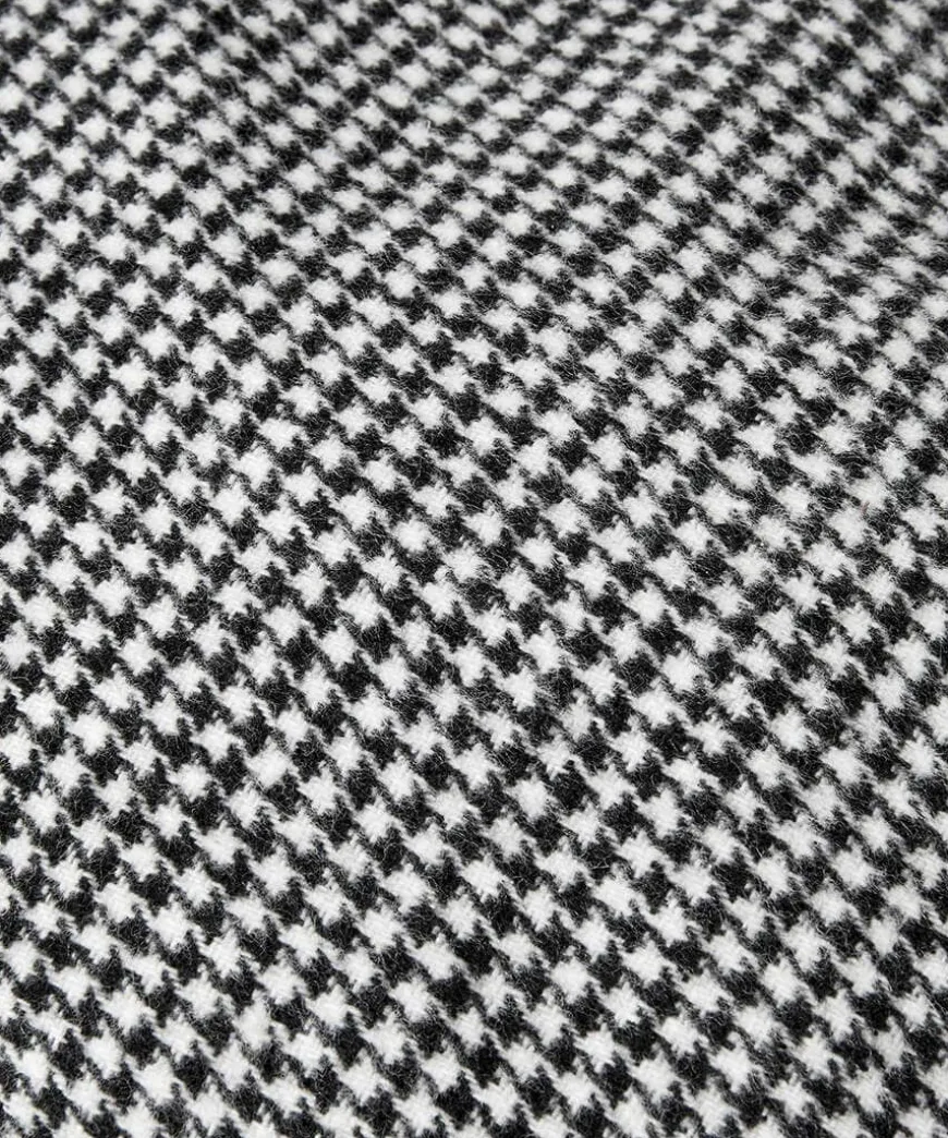 Retro Vibe Dogtooth Cap