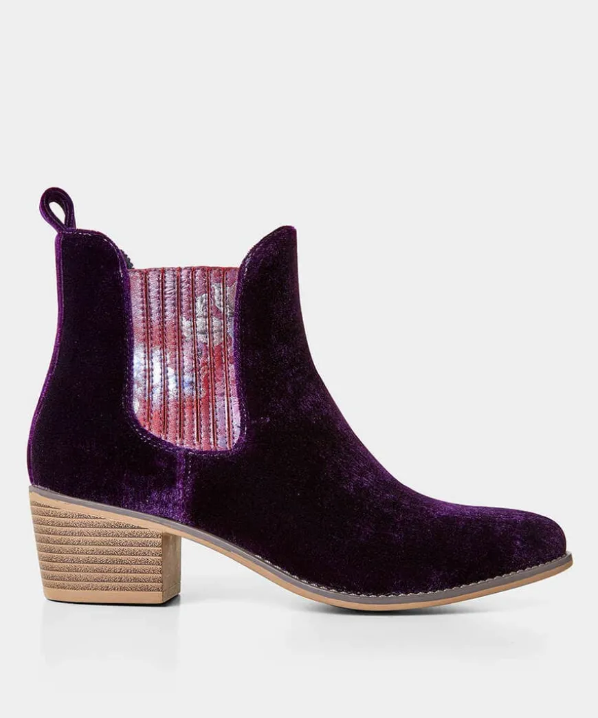 Rumour Has It Velvet Boots