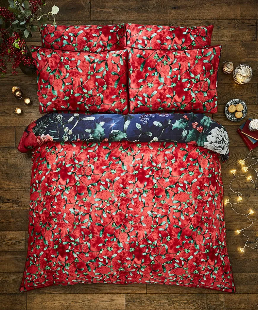 Wondrous Woodland Festive Reversible Duvet Set